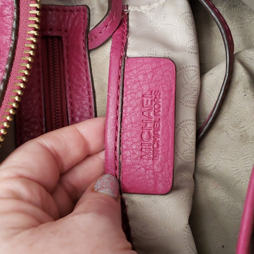 Michael Kors Grayson in Peony - Picture 9 of 16